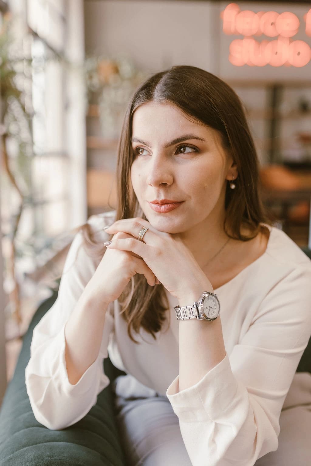 Dra. Stefanie Buuck em atendimento acolhedor